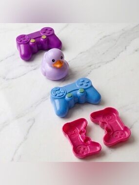 Greenbrier Plastic Gaming Controller and Duck Storage Container Set 4 Piece